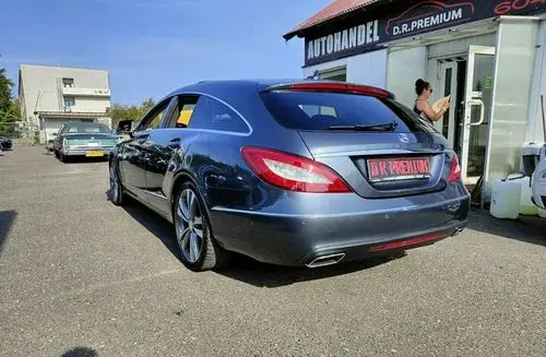 MERCEDES-BENZ CLS 