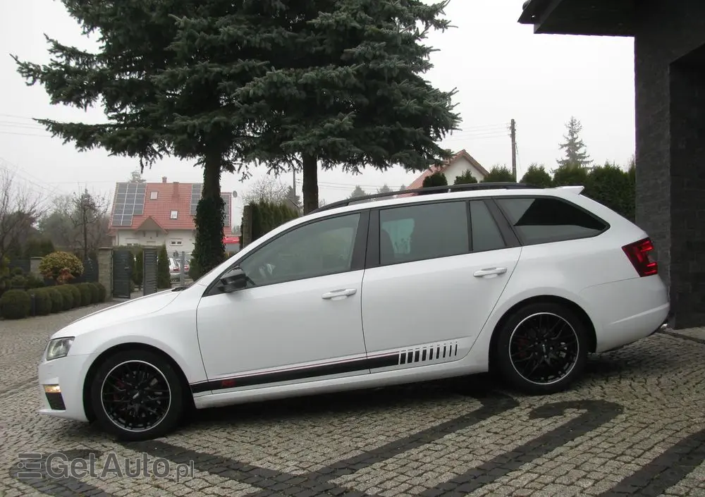SKODA Octavia 2.0 TDI (Green tec) RS
