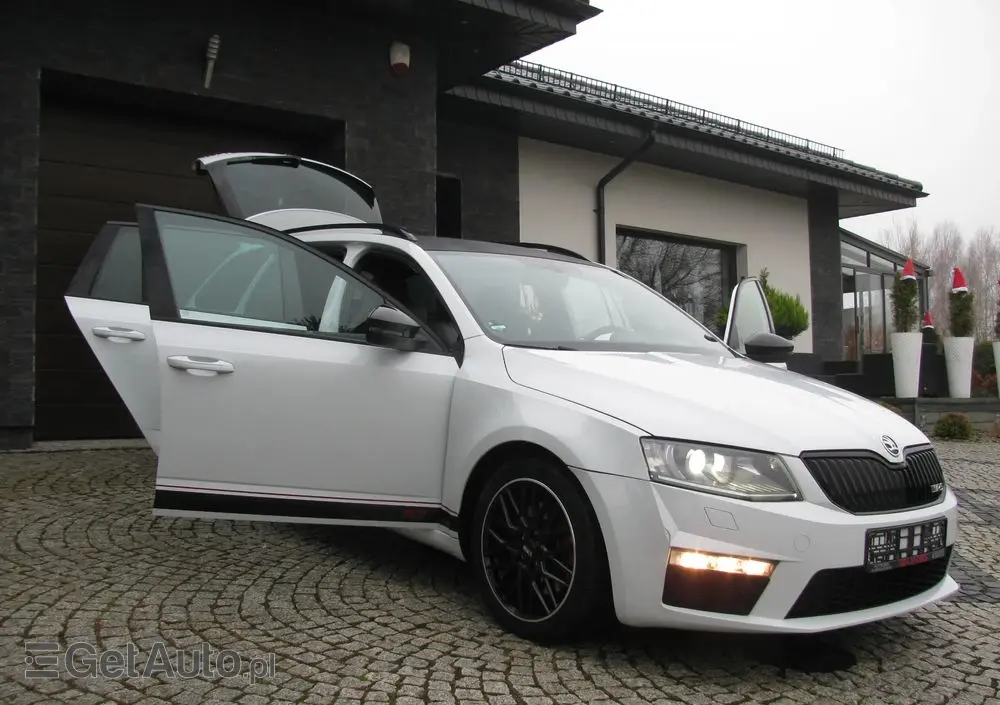 SKODA Octavia 2.0 TDI (Green tec) RS