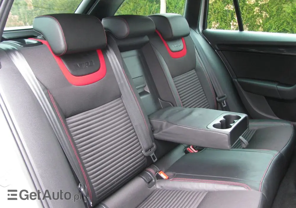 SKODA Octavia 2.0 TDI (Green tec) RS