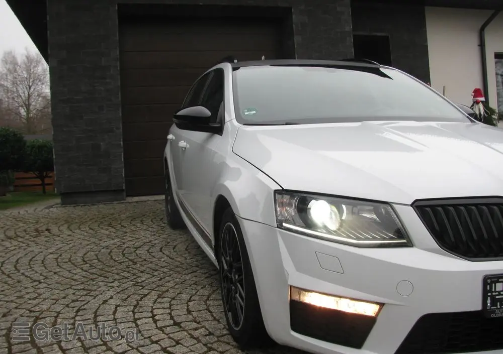 SKODA Octavia 2.0 TDI (Green tec) RS