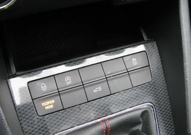 SKODA Octavia 2.0 TDI (Green tec) RS