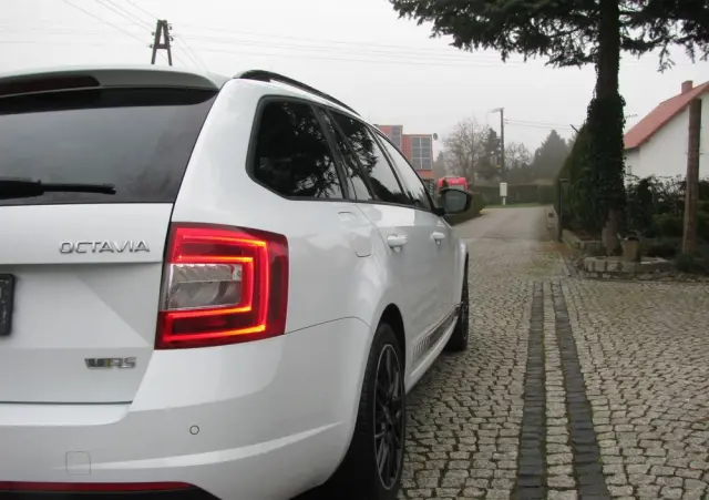 SKODA Octavia 2.0 TDI (Green tec) RS