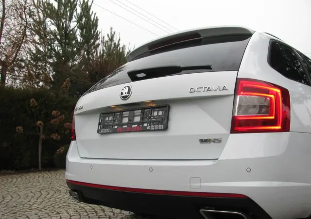 SKODA Octavia 2.0 TDI (Green tec) RS