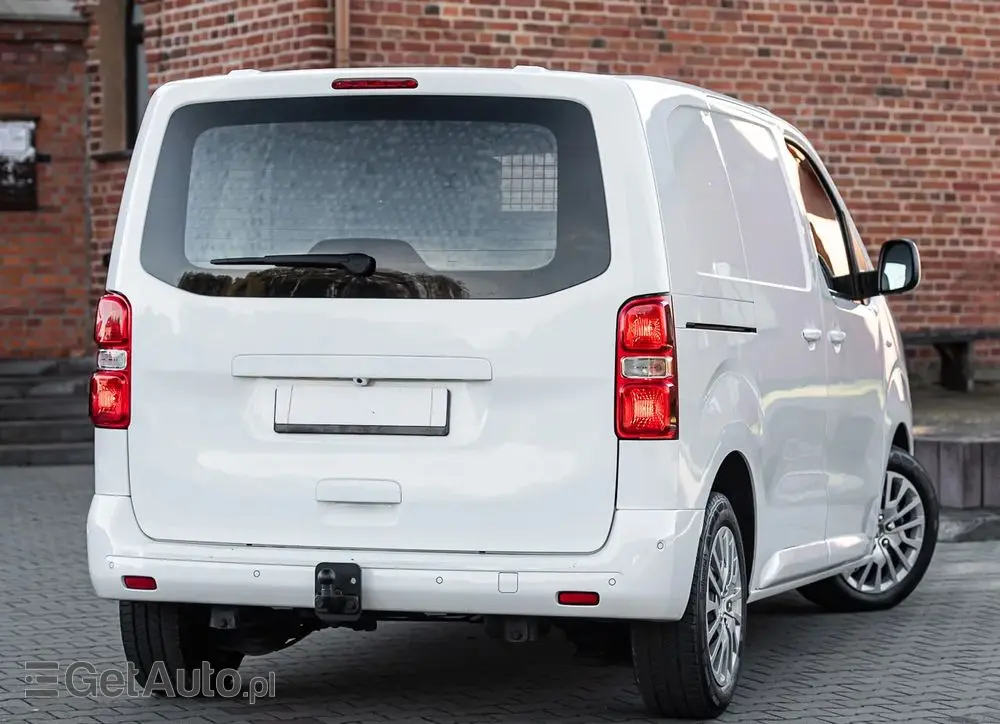 PEUGEOT Expert 2.0 L1 EAT8
