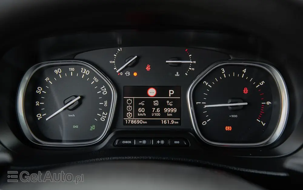 PEUGEOT Expert 2.0 L1 EAT8