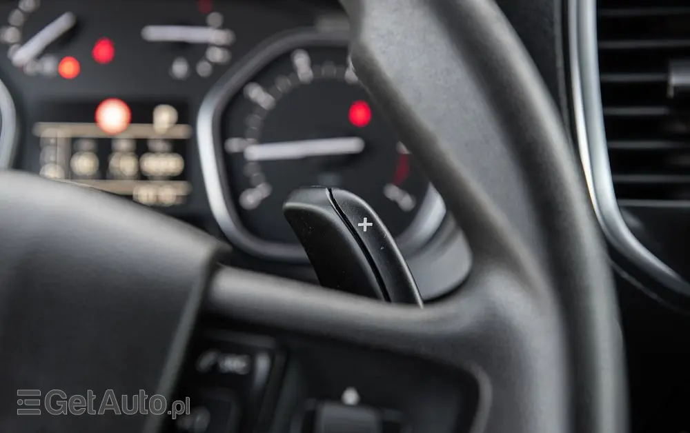 PEUGEOT Expert 2.0 L1 EAT8