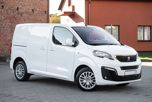 PEUGEOT Expert 2.0 L1 EAT8