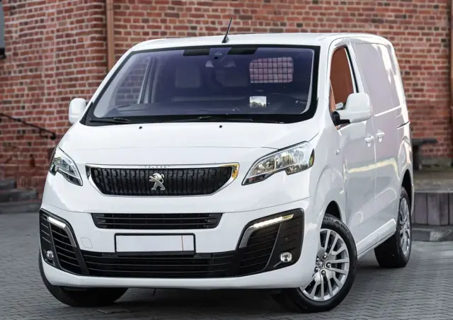 PEUGEOT Expert 2.0 L1 EAT8
