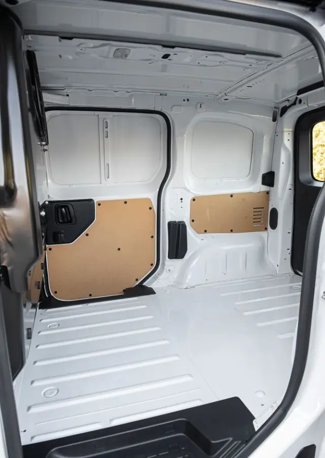 PEUGEOT Expert 2.0 L1 EAT8