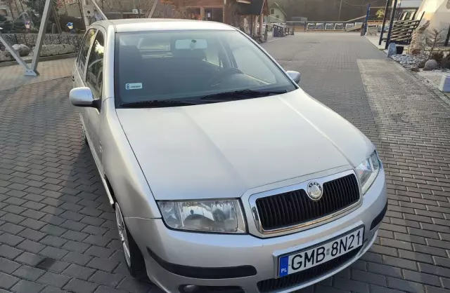 SKODA Fabia 