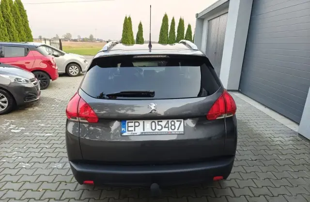 PEUGEOT 2008 