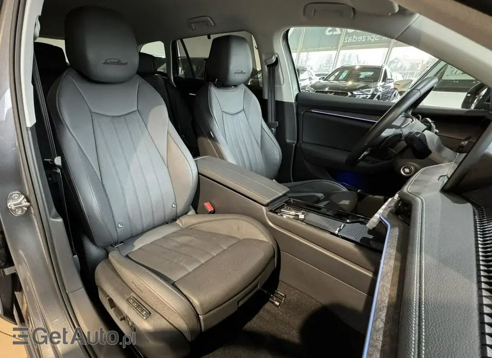 SKODA Superb 2.0 TDI SCR 4x4 L&K DSG