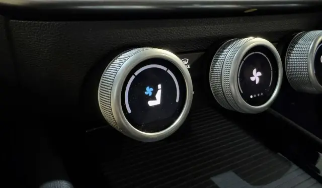 SKODA Superb 2.0 TDI SCR 4x4 L&K DSG