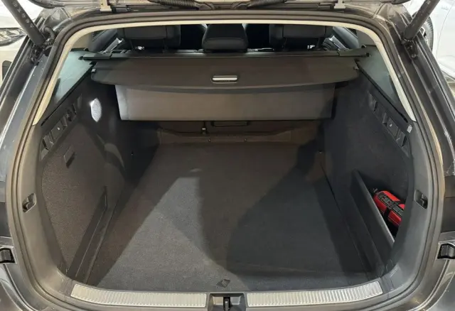 SKODA Superb 2.0 TDI SCR 4x4 L&K DSG