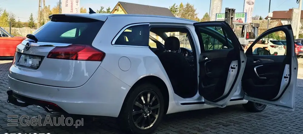 OPEL Insignia 2.0 T SportsTourer 4x4 ecoFLEX Start/Stop Design Edition