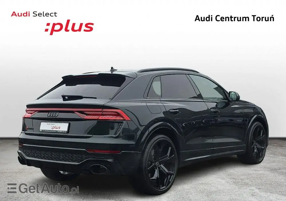 AUDI RS Q8 