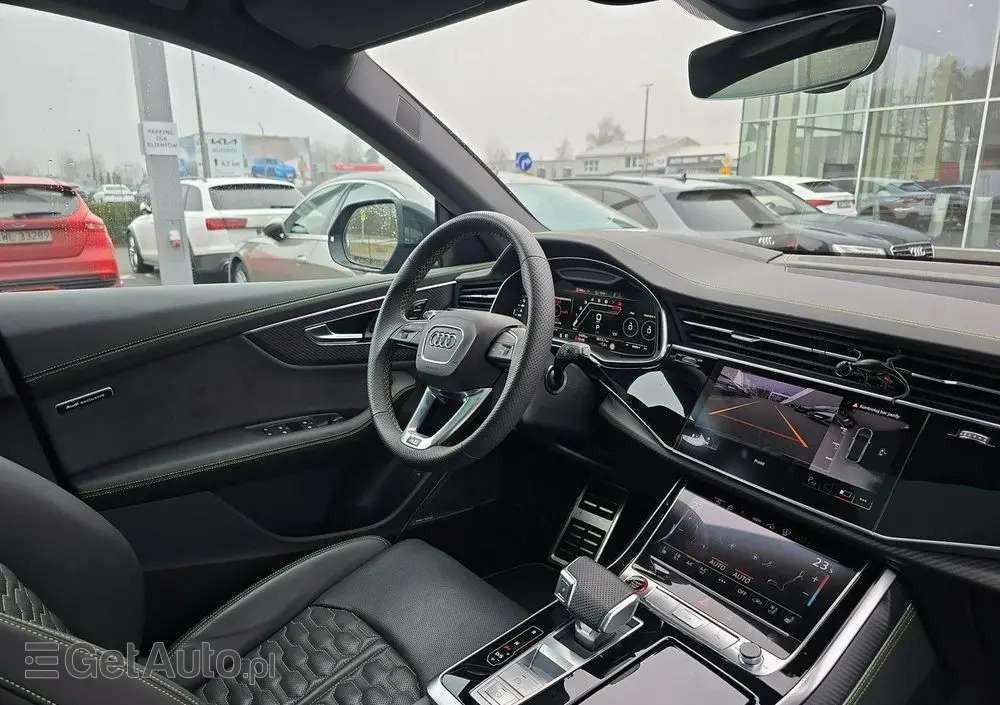 AUDI RS Q8 