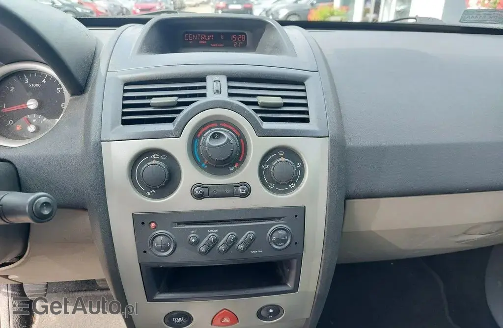 RENAULT Megane 