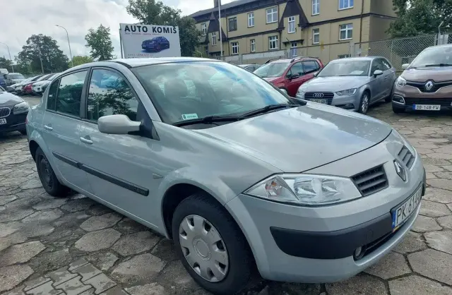 RENAULT Megane 