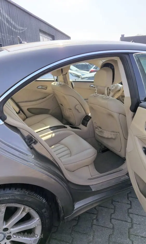 MERCEDES-BENZ CLS 320 CDI 7G-TRONIC Grand Edition