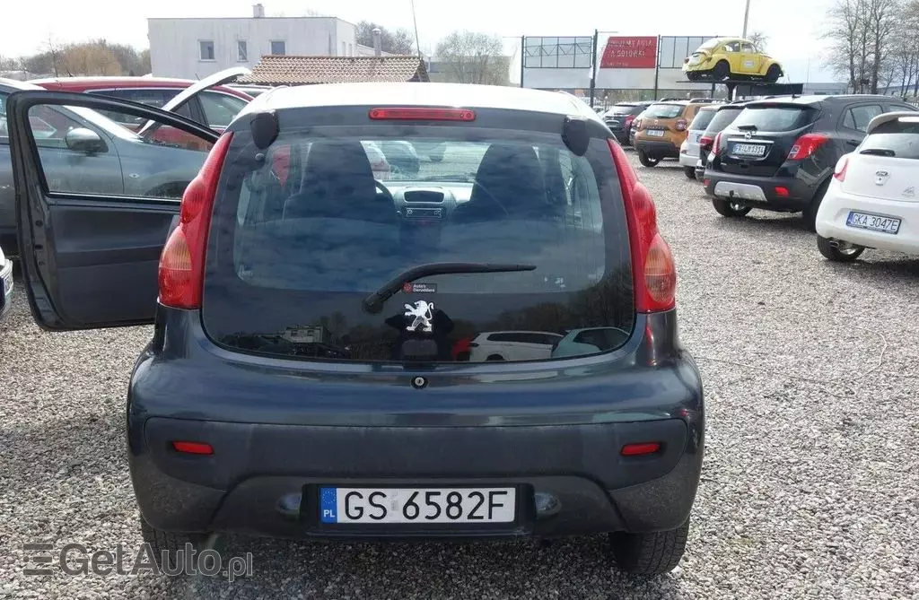 PEUGEOT 107 