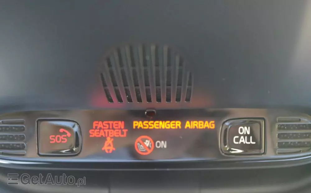 VOLVO XC 40 T3 Momentum Pro