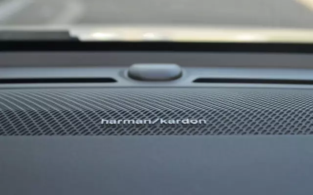 VOLVO XC 40 T3 Momentum Pro