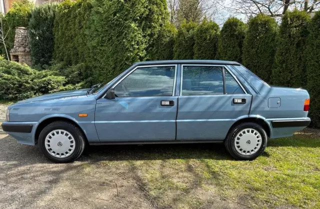LANCIA Prisma 