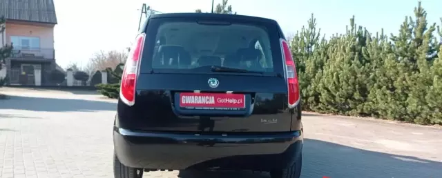 SKODA Roomster 