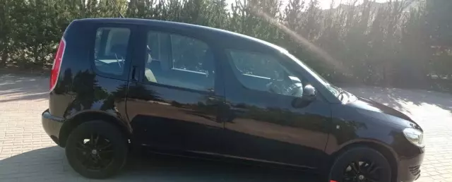 SKODA Roomster 
