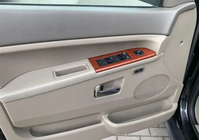 JEEP Grand Cherokee 5.7 V8 Limited