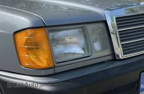MERCEDES-BENZ 190 