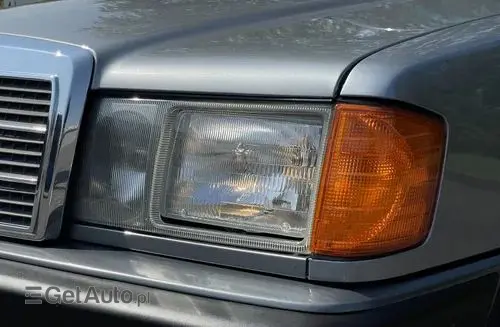 MERCEDES-BENZ 190 