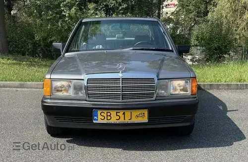 MERCEDES-BENZ 190 