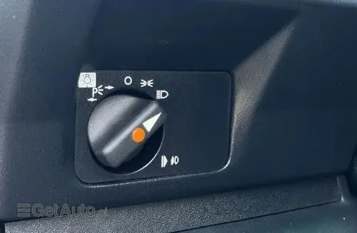 MERCEDES-BENZ 190 