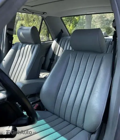 MERCEDES-BENZ 190 