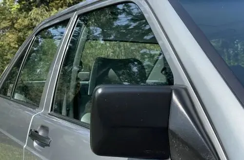 MERCEDES-BENZ 190 