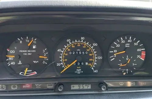 MERCEDES-BENZ 190 