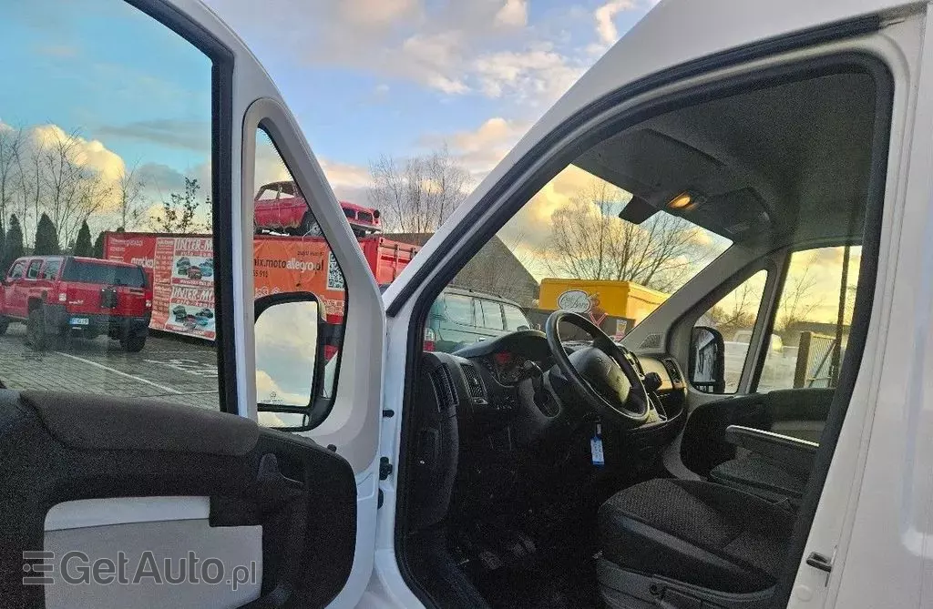 PEUGEOT Boxer 