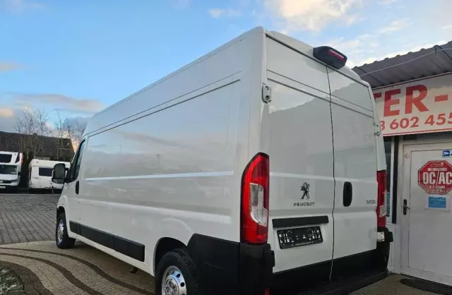 PEUGEOT Boxer 