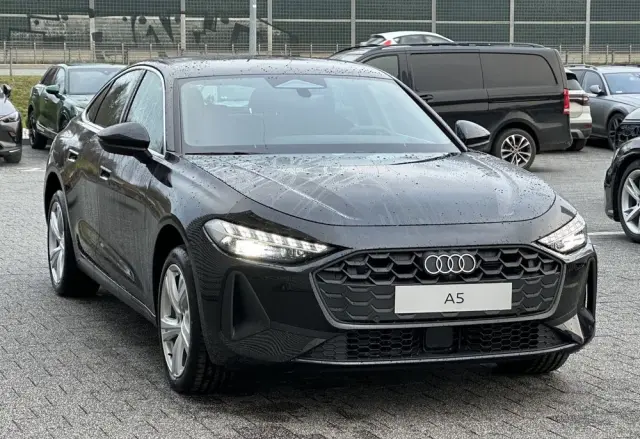 AUDI A5 Limousine 