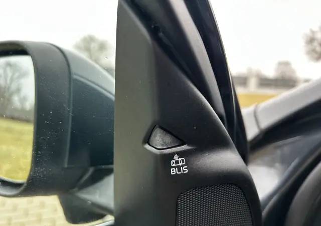 VOLVO S60 2.0T Momentum