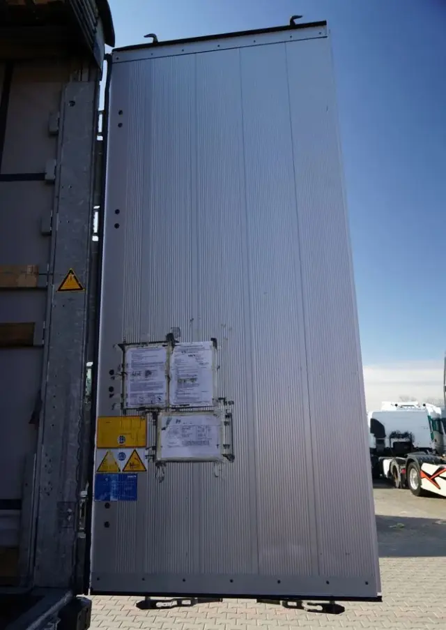 SCHMITZ CARGOBULL FIRANKA / MEGA  / RSAB POMPOWANY DACH/  LOWDECK / DACH PODNOSZONY 