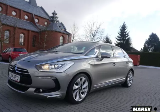 CITROËN DS5 