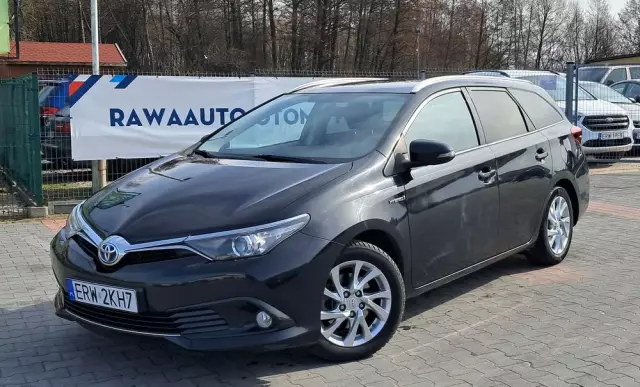 TOYOTA Auris 1.8 VVT-i Hybrid Automatik Executive