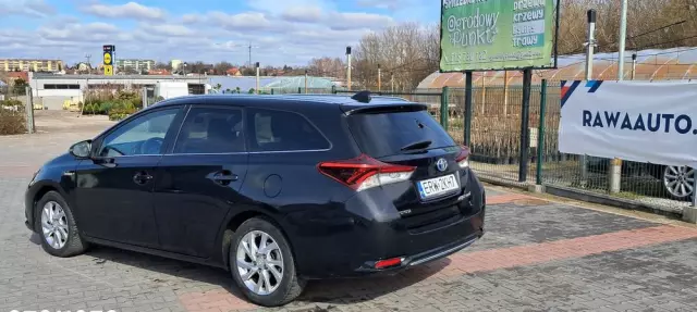 TOYOTA Auris 1.8 VVT-i Hybrid Automatik Executive