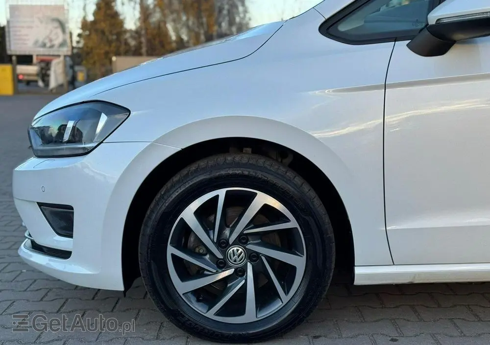 VOLKSWAGEN Golf Sportsvan 1.4 TSI (BlueMotion Technology) Sound