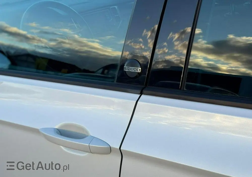 VOLKSWAGEN Golf Sportsvan 1.4 TSI (BlueMotion Technology) Sound