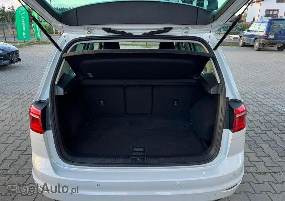 VOLKSWAGEN Golf Sportsvan 1.4 TSI (BlueMotion Technology) Sound